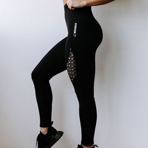 Black gymshark energy seemless leggings
